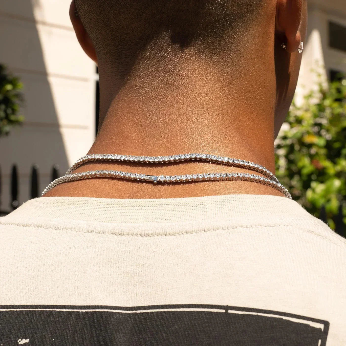 The Allure of Black: Elevate Your Style with Timeless Accessories