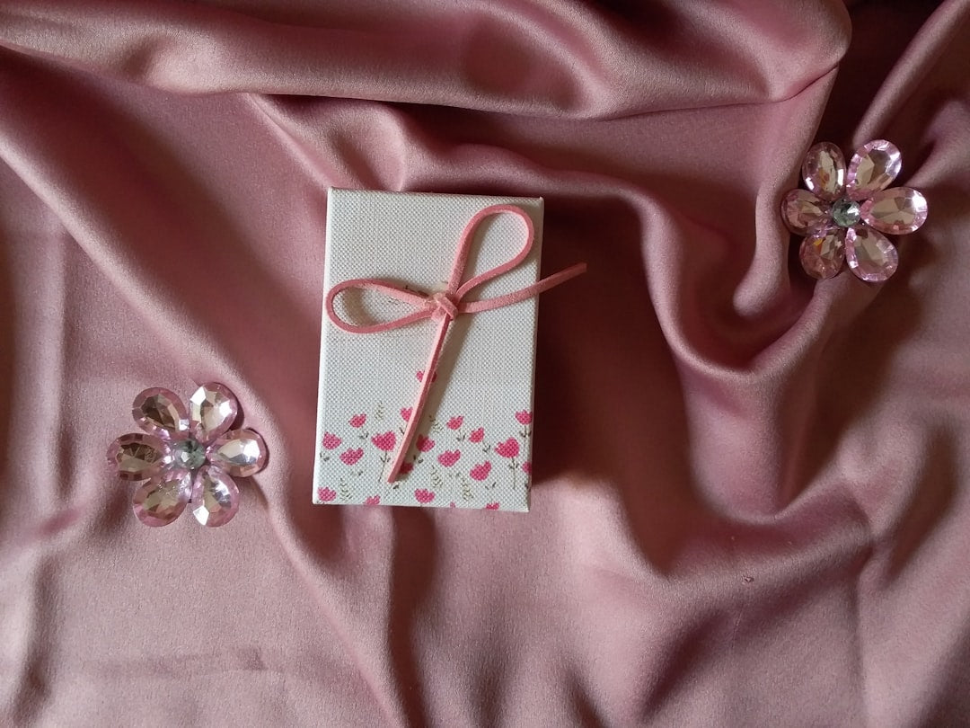 Elevate Your Style with Affordable Luxury: A Gen Z Guide to Fashionable Gifting