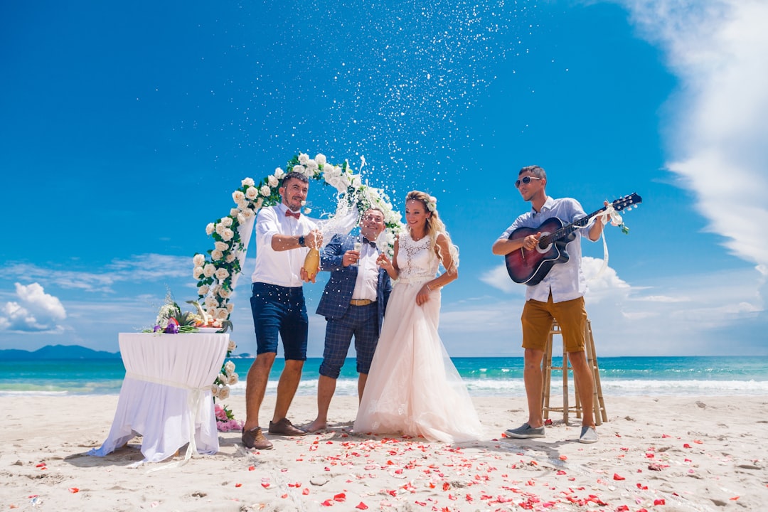 Cherishing Love: Perfect Gifts for Weddings and Anniversaries