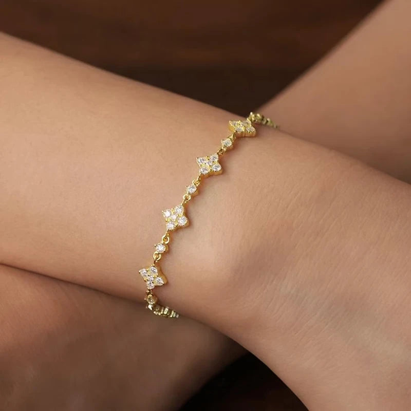 Lucky Clover Moissanite Bracelet