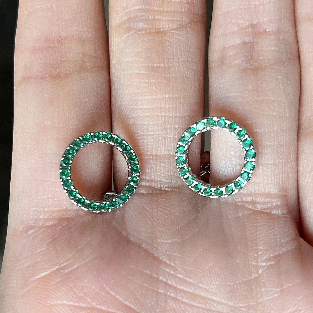Minimalist Crystal Round Stud Earrings – Sparkling CZ Everyday Jewelry