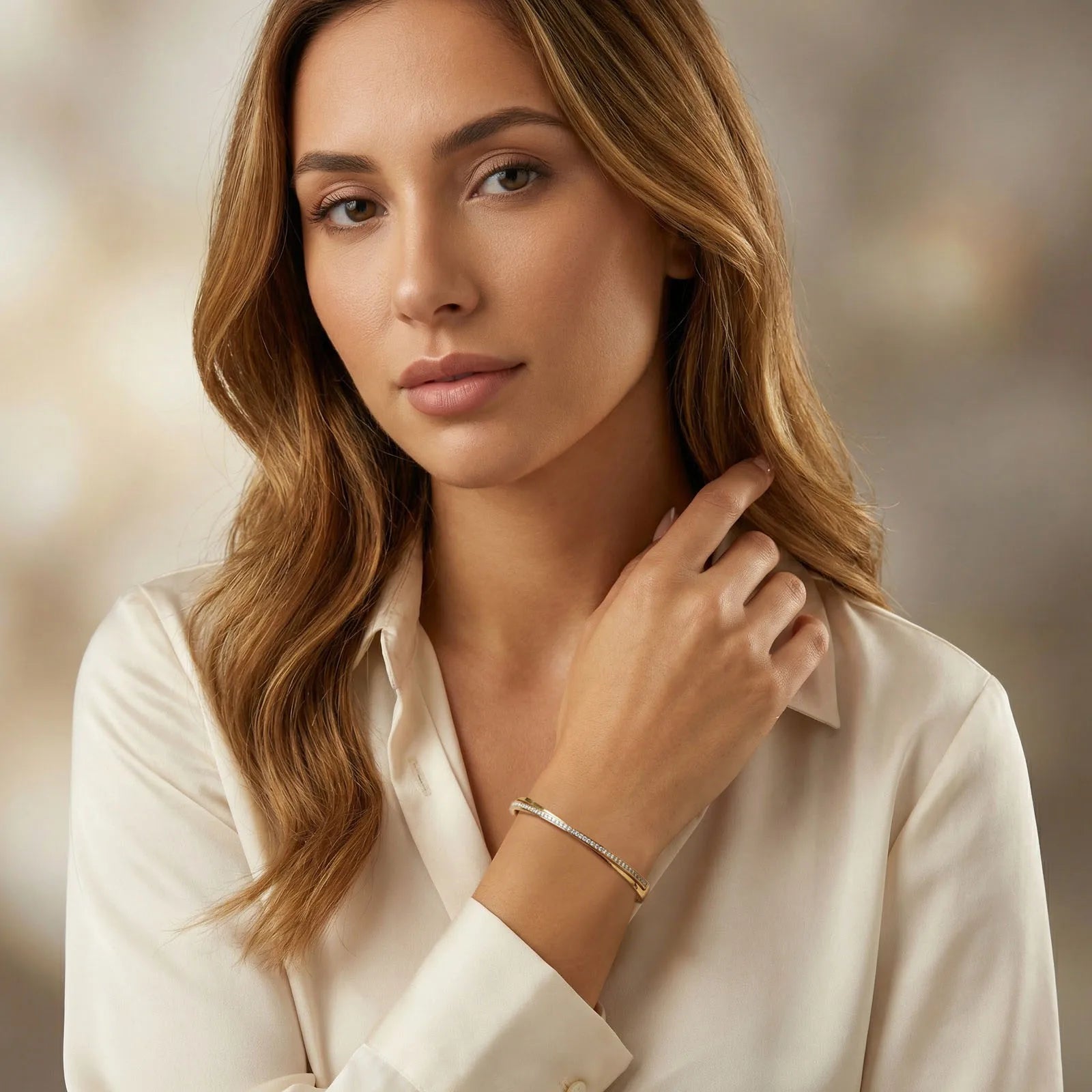 Shiny Zircon Crossed Bangle 