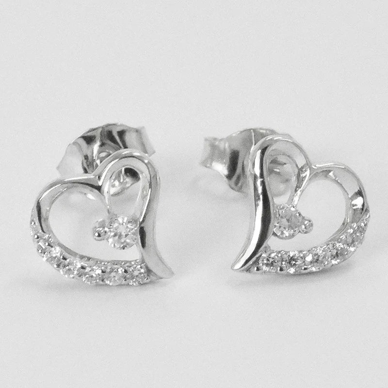 Minimalist Crystal Round Stud Earrings – Sparkling CZ Everyday Jewelry