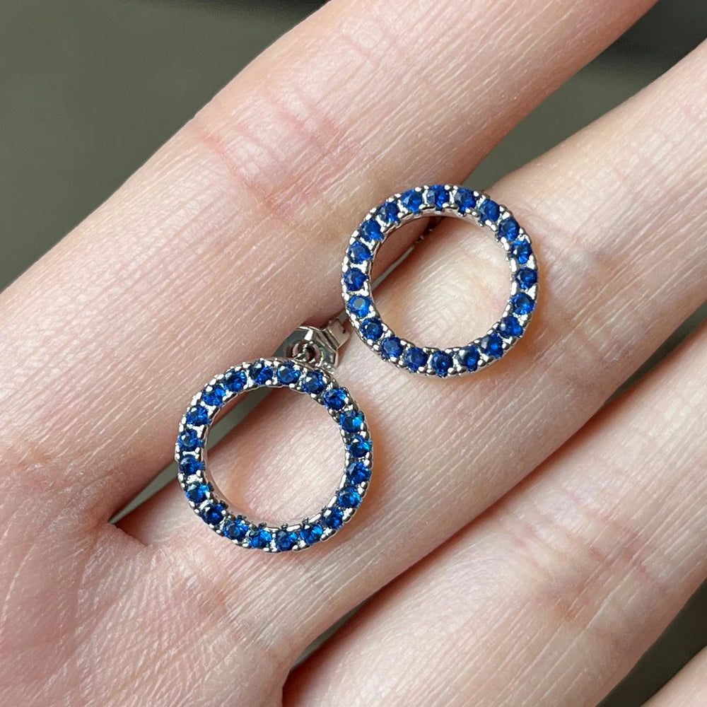 Minimalist Crystal Round Stud Earrings – Sparkling CZ Everyday Jewelry