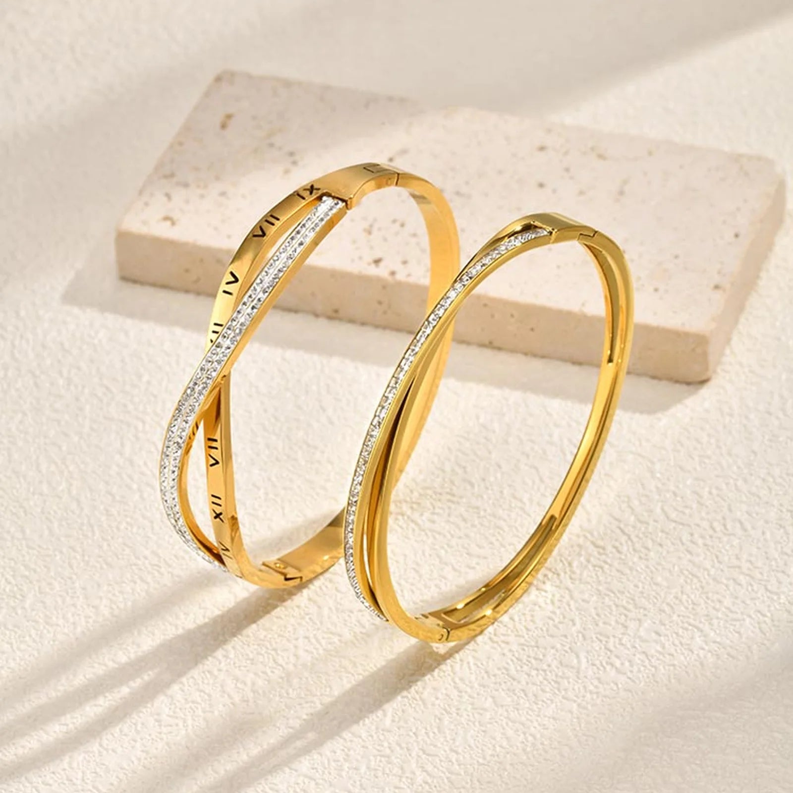 Shiny Zircon Crossed Bangle 
