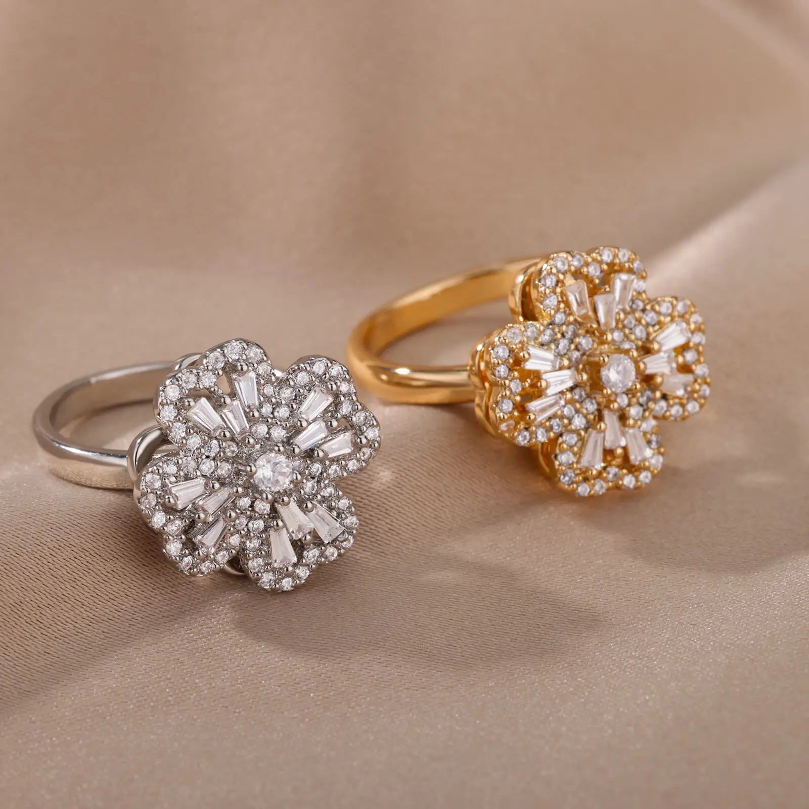 Rotating Four-Leaf Clover Ring — Anti-Stress Pave Zircon Gold Band